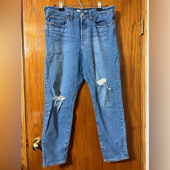 Levi’s Wedgie Straight Fit Jeans - Picture 2 of 5